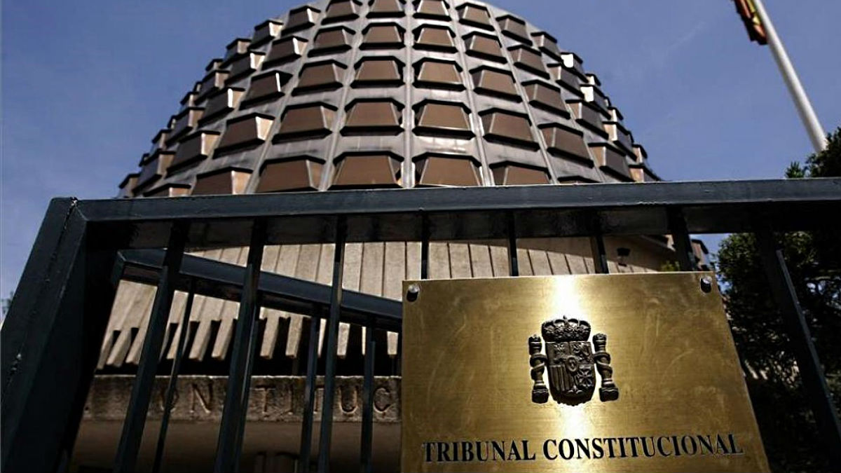 TRBIUNAL CONSTITUCIONAL
